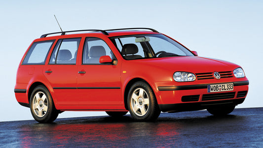 Volkswagen Golf Variant Hd Art Keychain