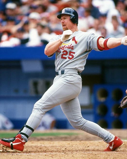 1999 St 1. Louis Cardinals Mark Mcgwire Glossy Keychain Baseball Keychain