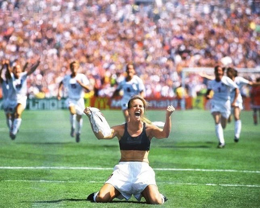 1999 Usa World Cup Champions Glossy Keychain Brandi Chastain Print Soccer