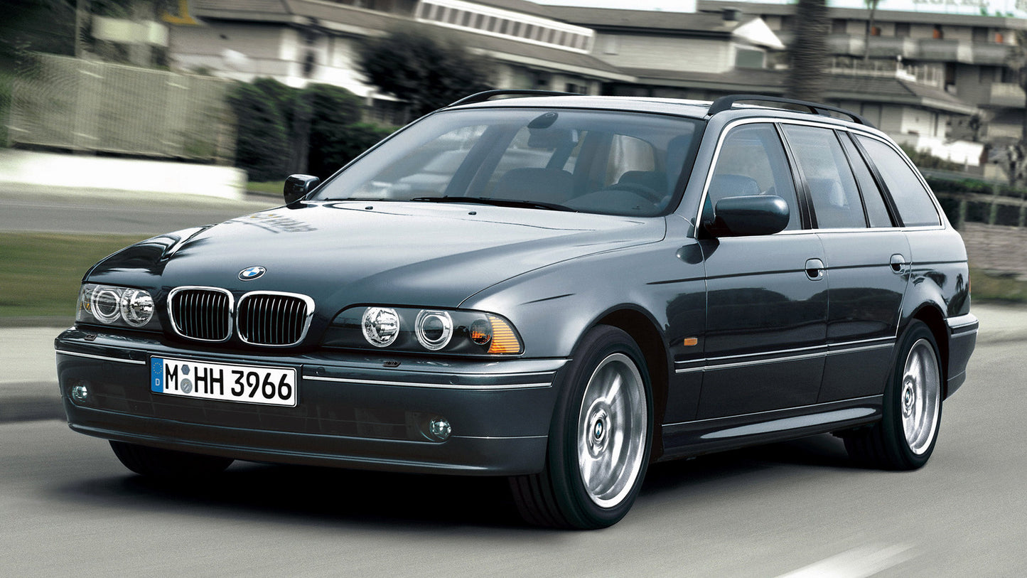 Bmw Series Touring Hd Art Keychain