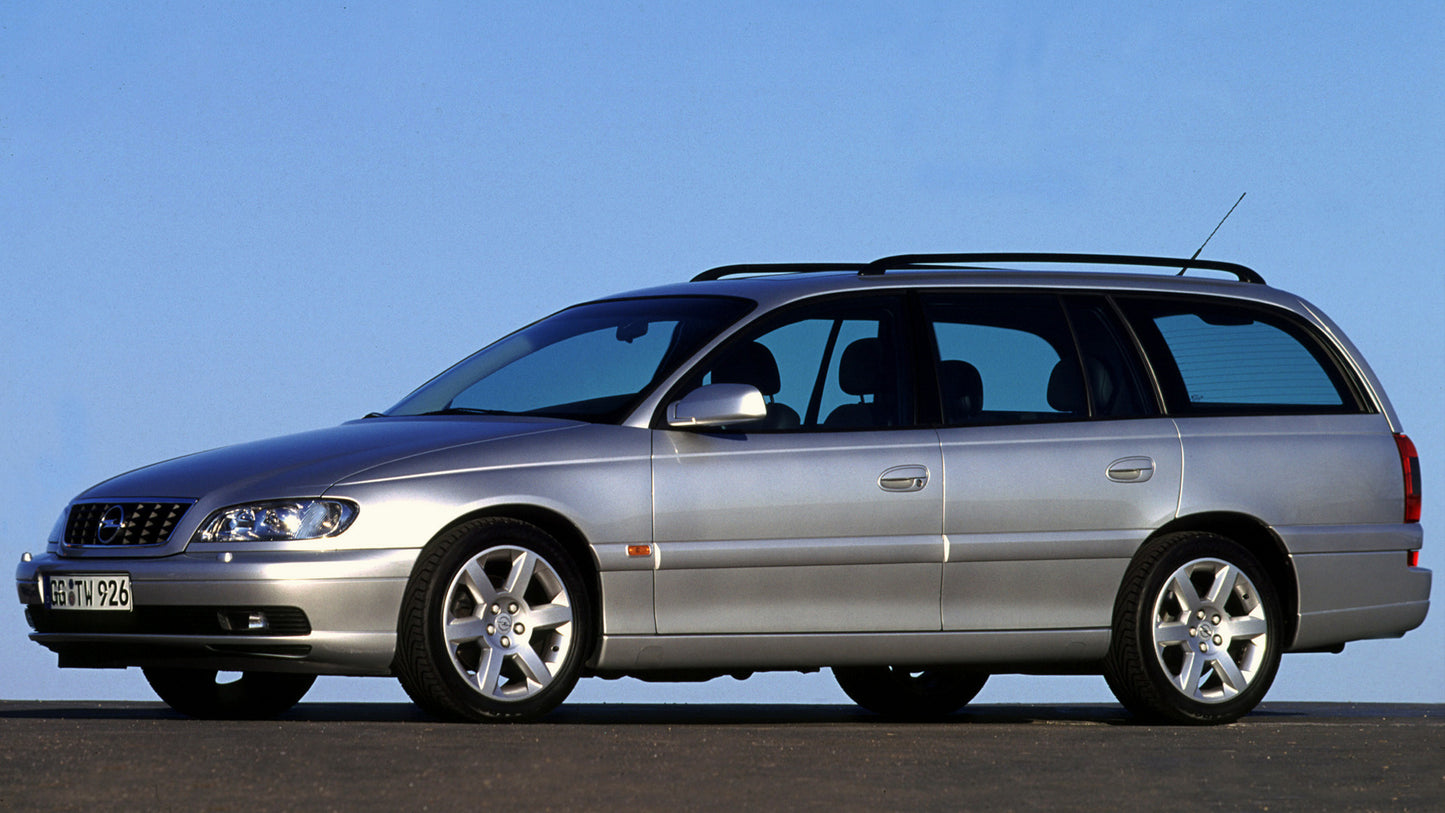 Opel Omega V8 Caravan Hd Art Keychain