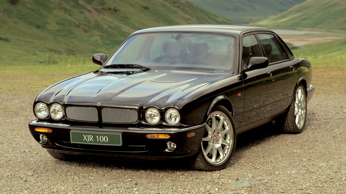 Jaguar Xjr Uk Hd Art Jigsaw Puzzle