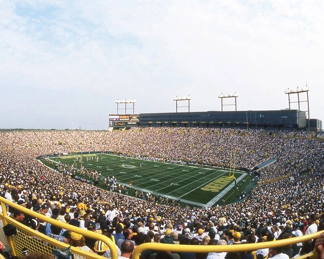 2002 Green Bay Packers Lambeau Field Glossy Keychain Stadium Keychain