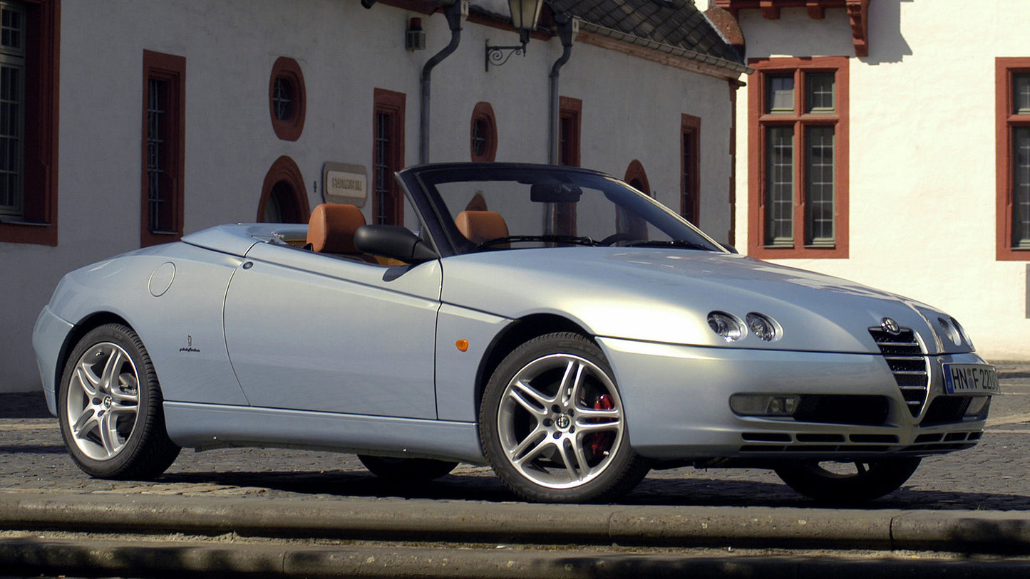 Alfa Romeo Spider Hd Art Keychain