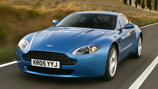 Aston Martin V8 Vantage Hd Art Keychain