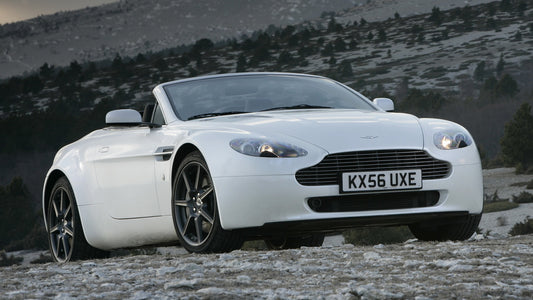 Aston Martin V8 Vantage Roadster Hd Art Keychain