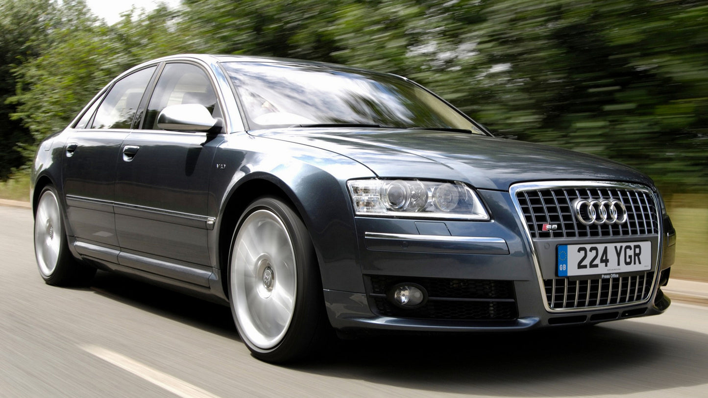 Audi S8 Uk Hd Art Keychain