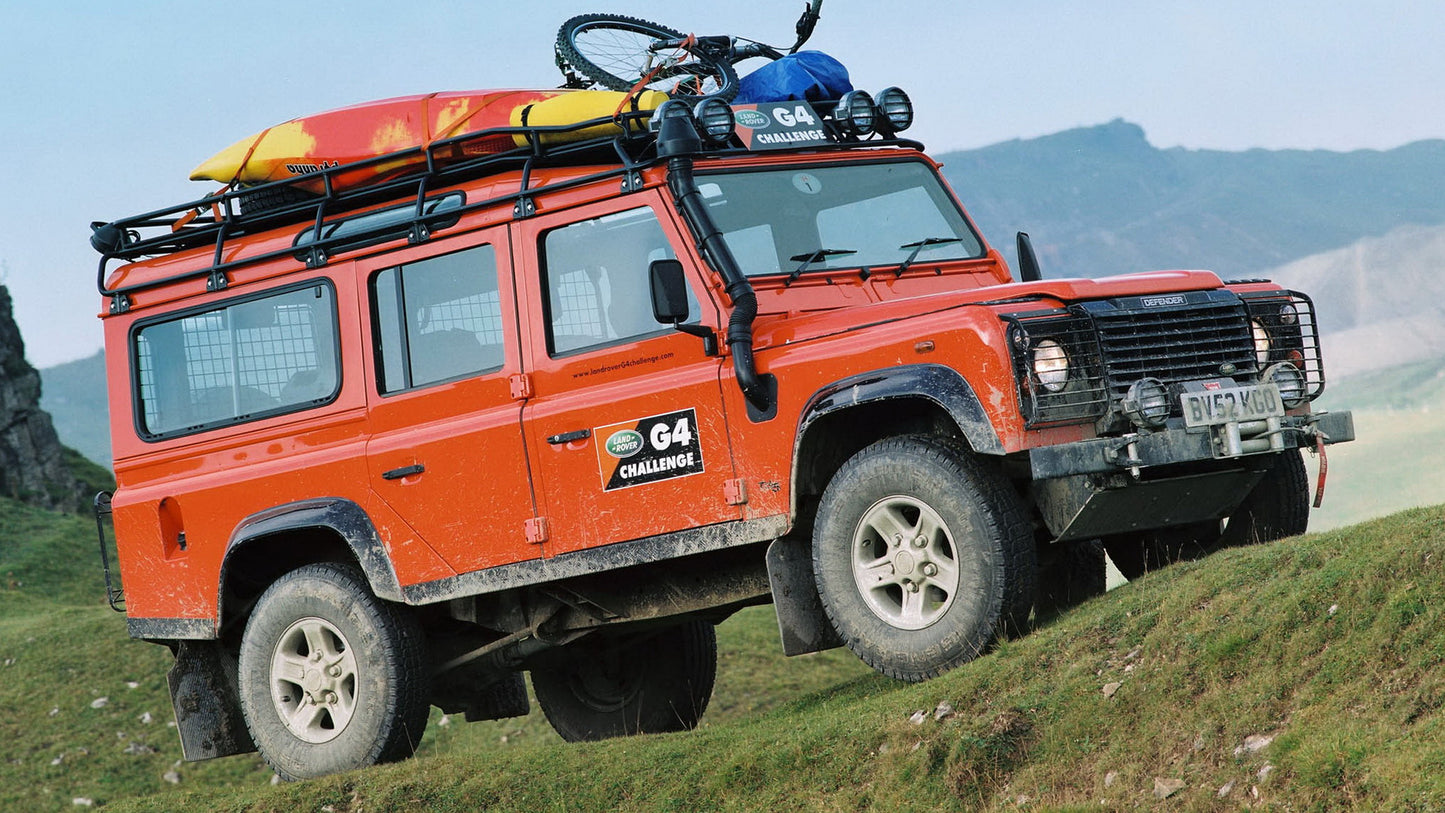 Land Rover Defender G4 Challenge Hd Art Print Poster