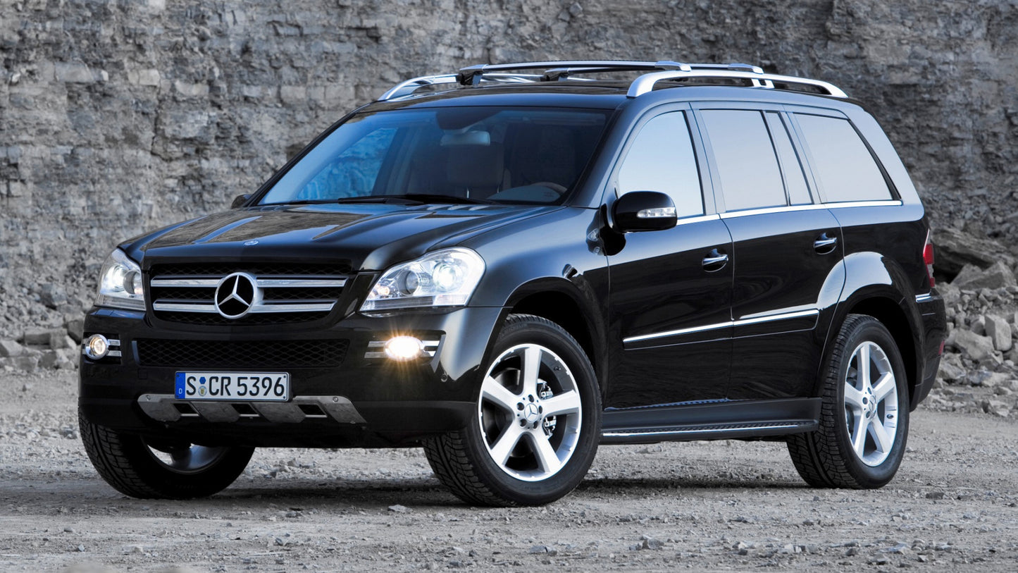 Mercedes Benz Gl Class Hd Art Print Poster