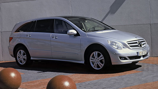 Mercedes Benz R Class Long Hd Art Jigsaw Puzzle