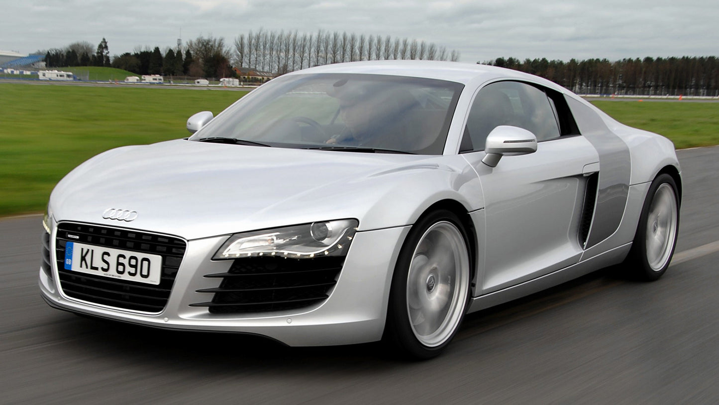 Audi R8 Coupe Uk Hd Art Keychain