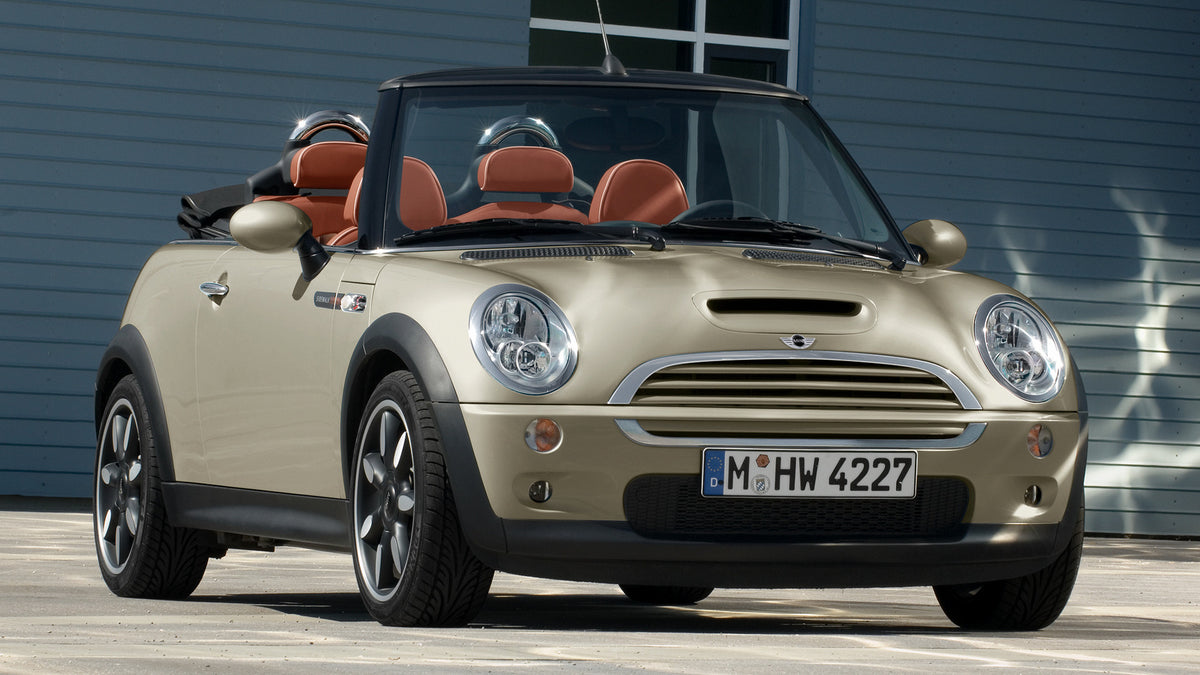 Mini Cooper S Cabrio Sidewalk Hd Art Magnet