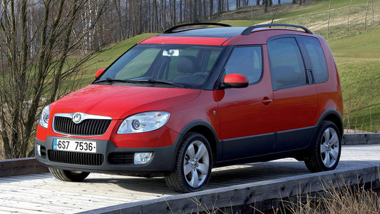 Skoda Roomster Scout Hd Art Keychain