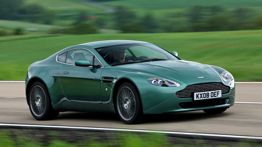 Aston Martin V8 Vantage Hd Art Keychain