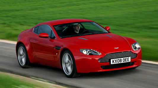 Aston Martin V8 Vantage Hd Art Keychain