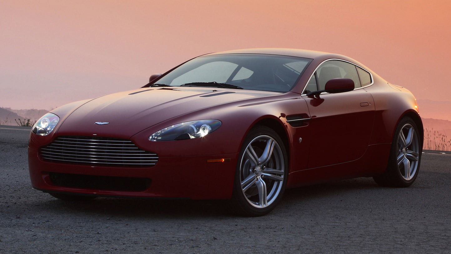 Aston Martin V8 Vantage Us Hd Art Keychain