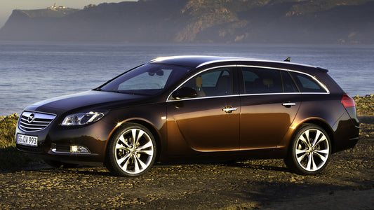 Opel Insignia Sports Tourer Hd Art Keychain