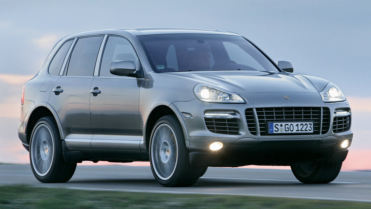 Porsche Cayenne Turbo S Hd Art Keychain