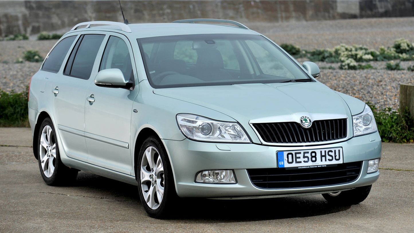 Skoda Octavia Estate Uk Hd Art Keychain