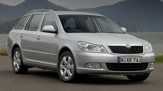 Skoda Octavia Wagon Au Hd Art Keychain