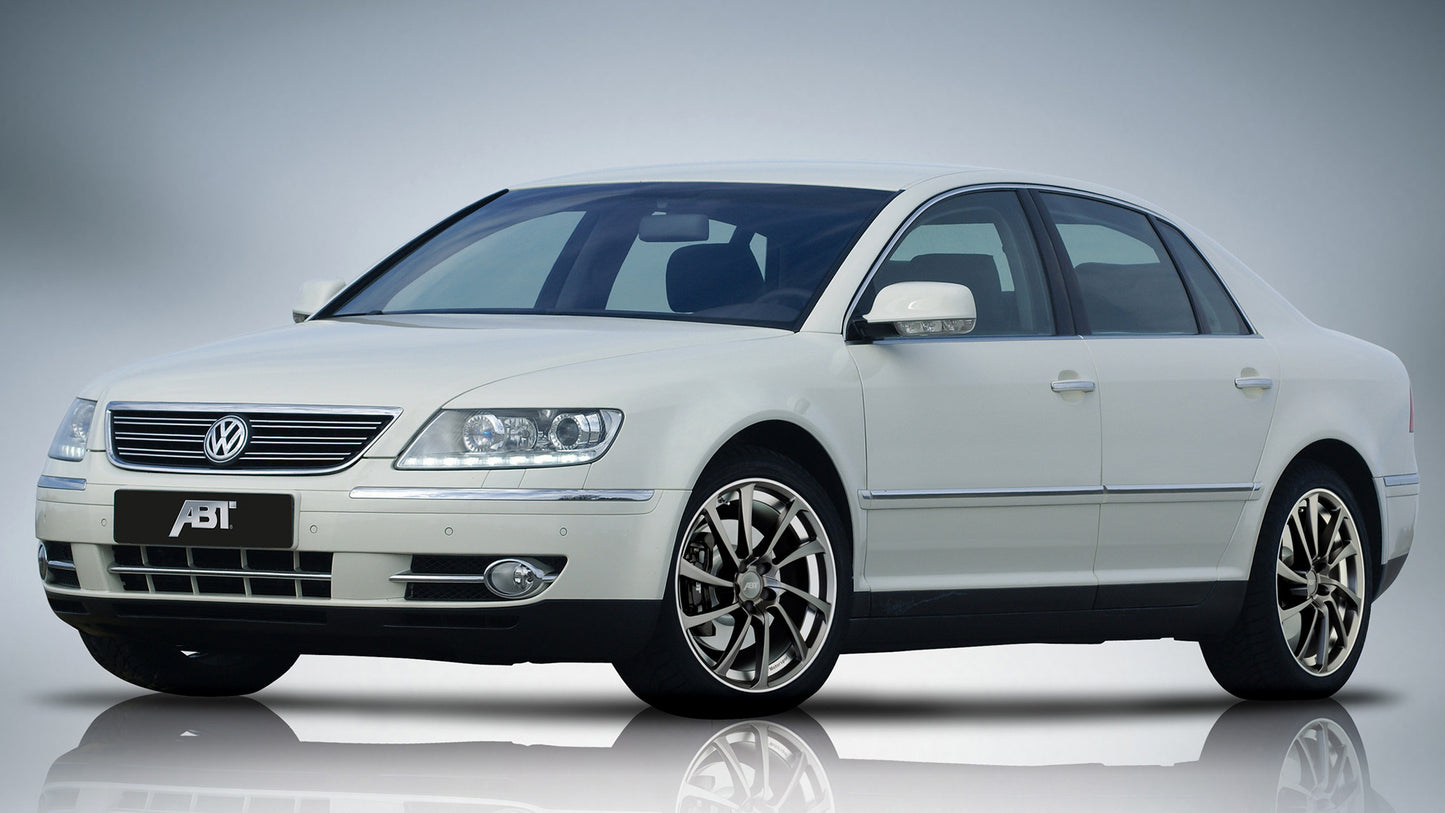 Volkswagen Phaeton By Abt Hd Art Keychain