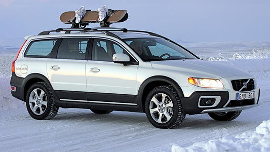 Volvo Xc70 Ice White Hd Art Keychain