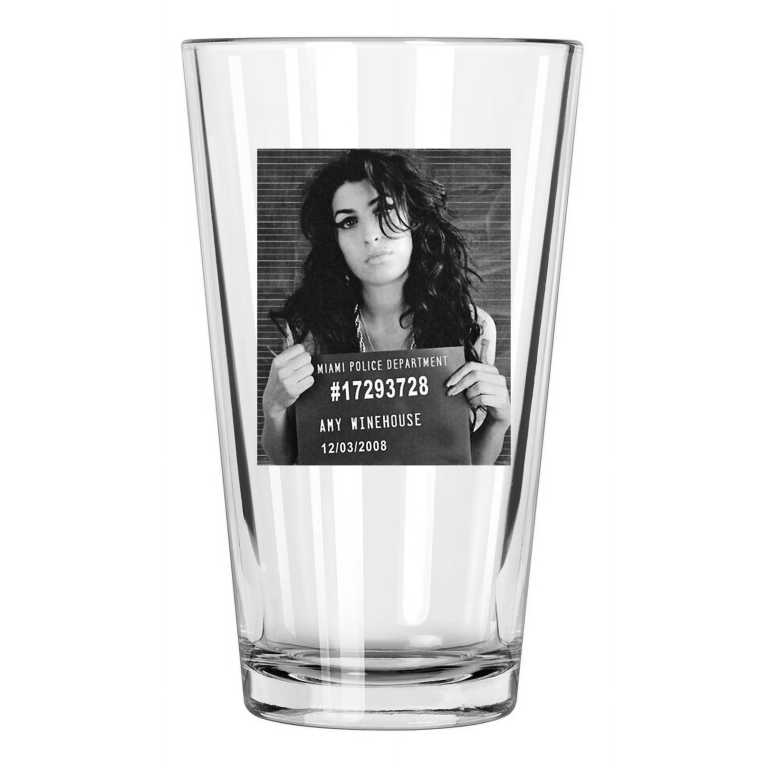 2008 Singer Amy Winehouse Mugshot Photo Miami Pint Beer Drinking Glass