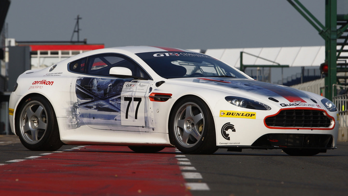 Aston Martin V12 Vantage Race Car Hd Art Keychain