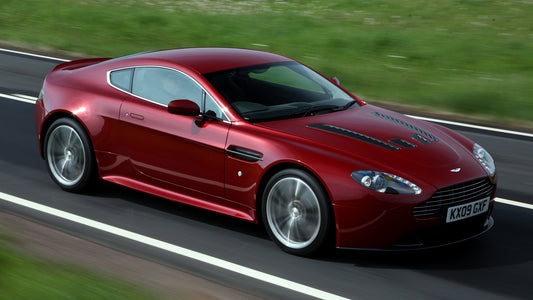 Aston Martin V12 Vantage Uk Hd Art Keychain