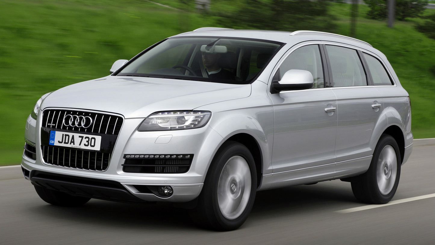 Audi Q7 Uk Hd Art Keychain