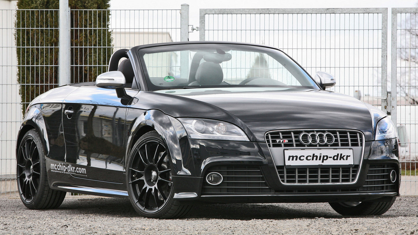 Audi Tt Rs Roadster By Mcchip Dkr Hd Art Keychain