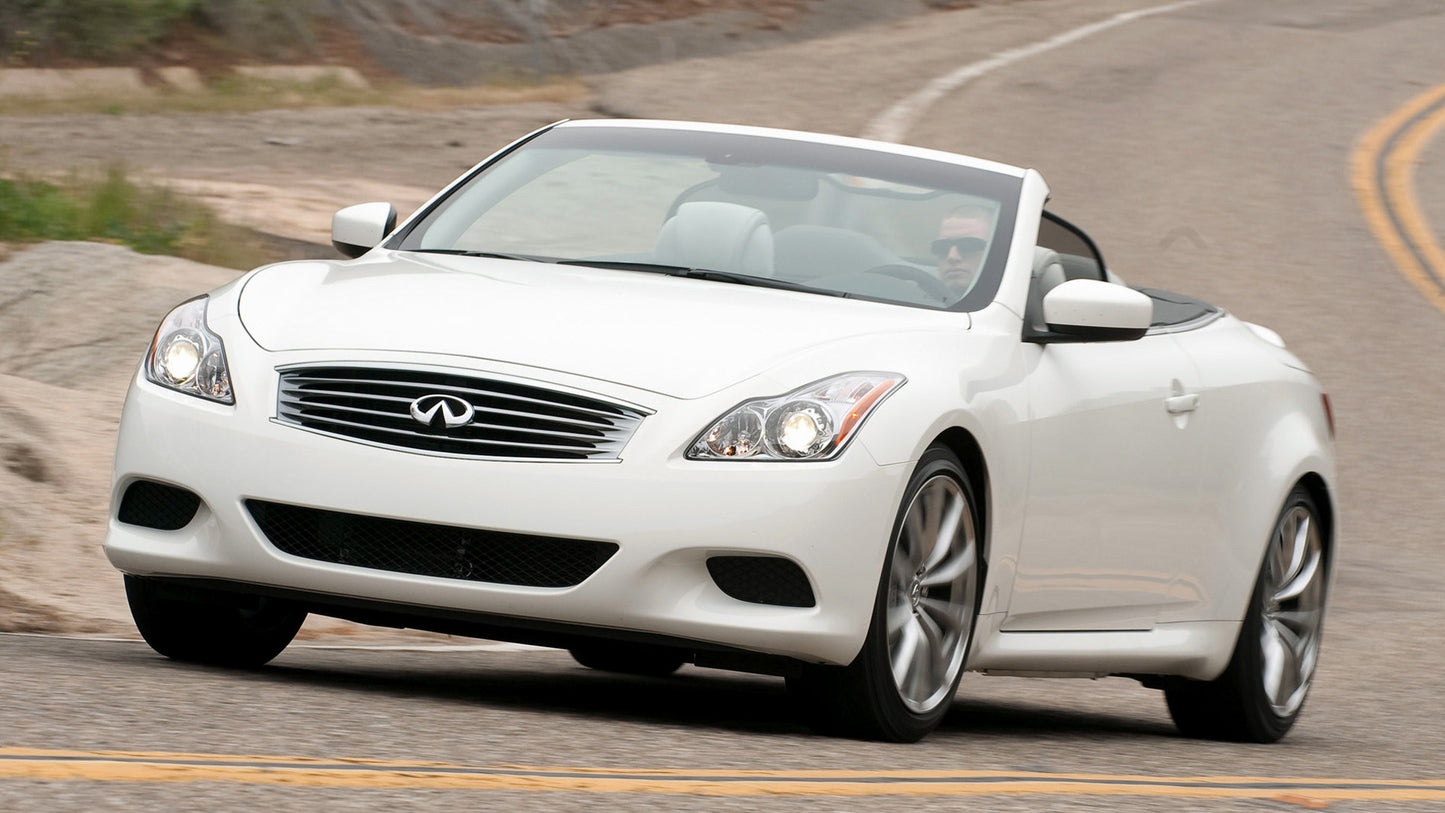 Infiniti G37 Sport Convertible Hd Art Print Poster