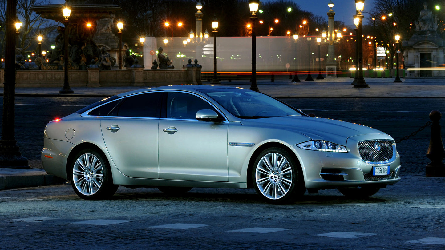 Jaguar Xj Hd Art Keychain