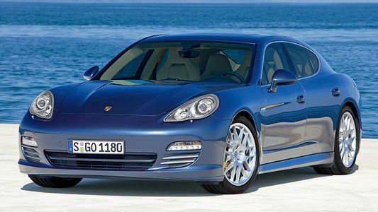 Porsche Panamera S Hd Art Keychain