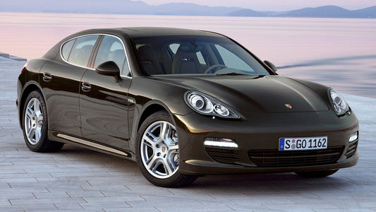 Porsche Panamera S Hd Art Keychain