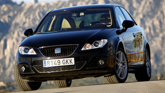 Seat Exeo Hd Art Keychain