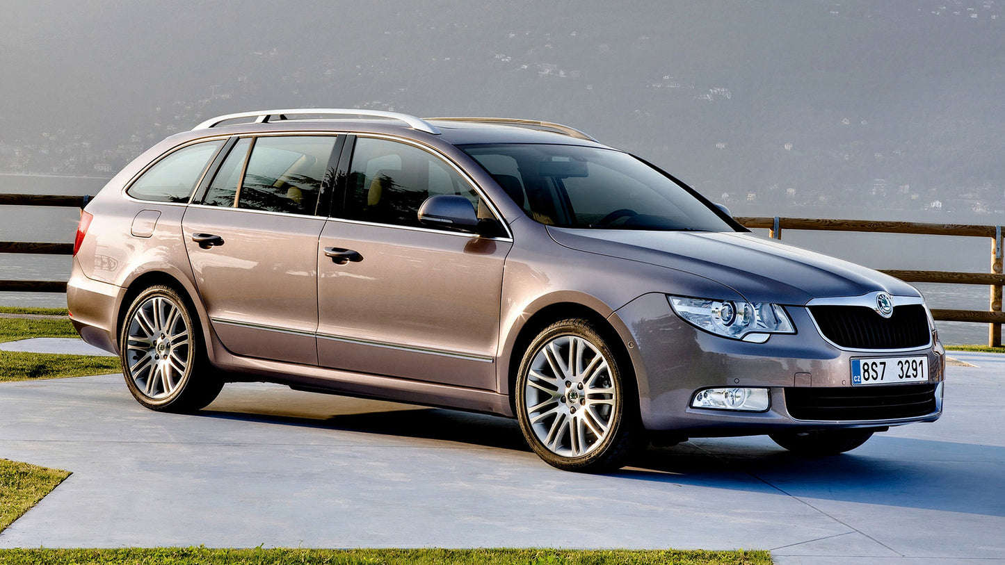 Skoda Superb Combi Hd Art Keychain