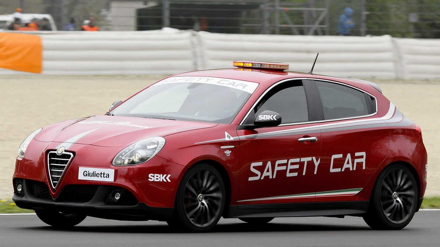Alfa Romeo Giulietta Quadrifoglio Verde Sbk Safety Car Hd Art Keychain