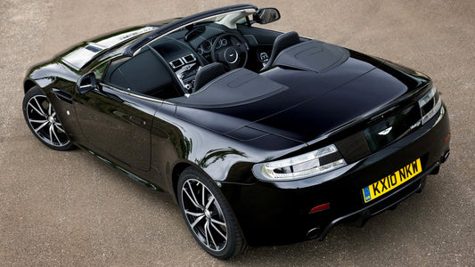Aston Martin V8 Vantage N420 Roadster Uk Hd Art Keychain