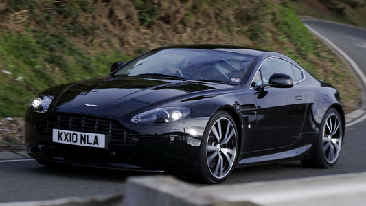 Aston Martin V8 Vantage N420 Uk Hd Art Keychain