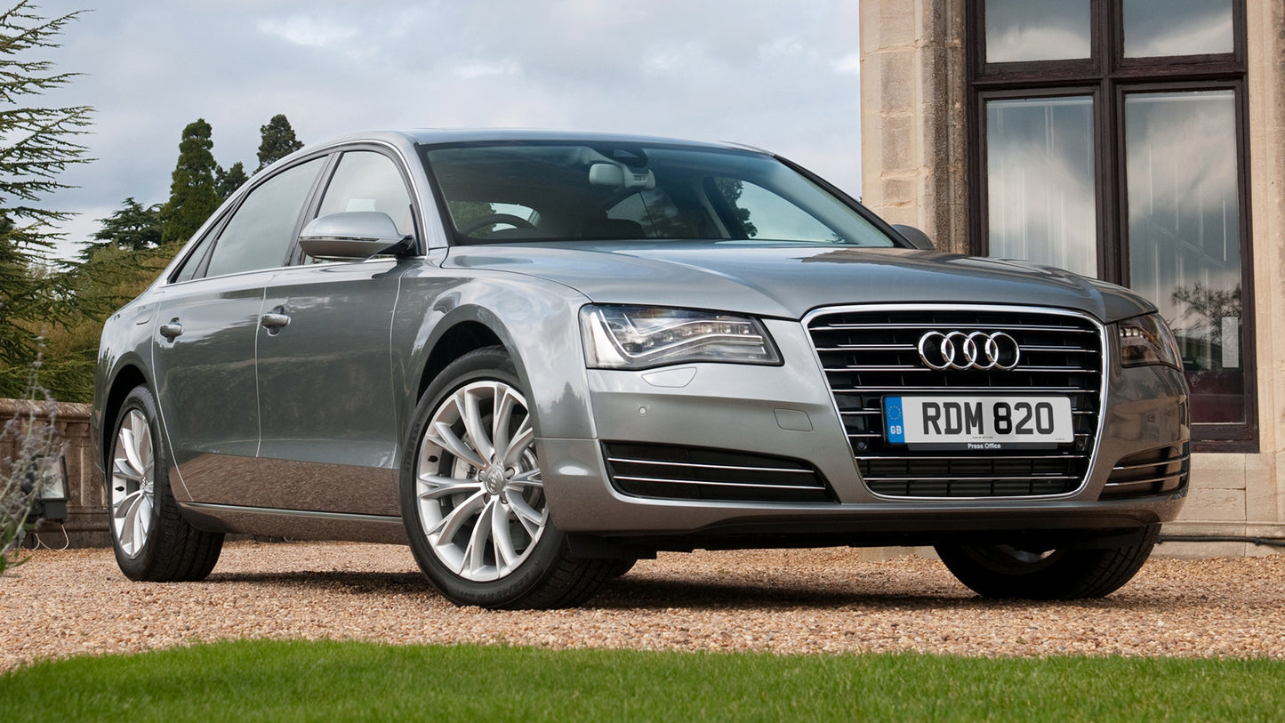 Audi A8 L Uk Hd Art Keychain