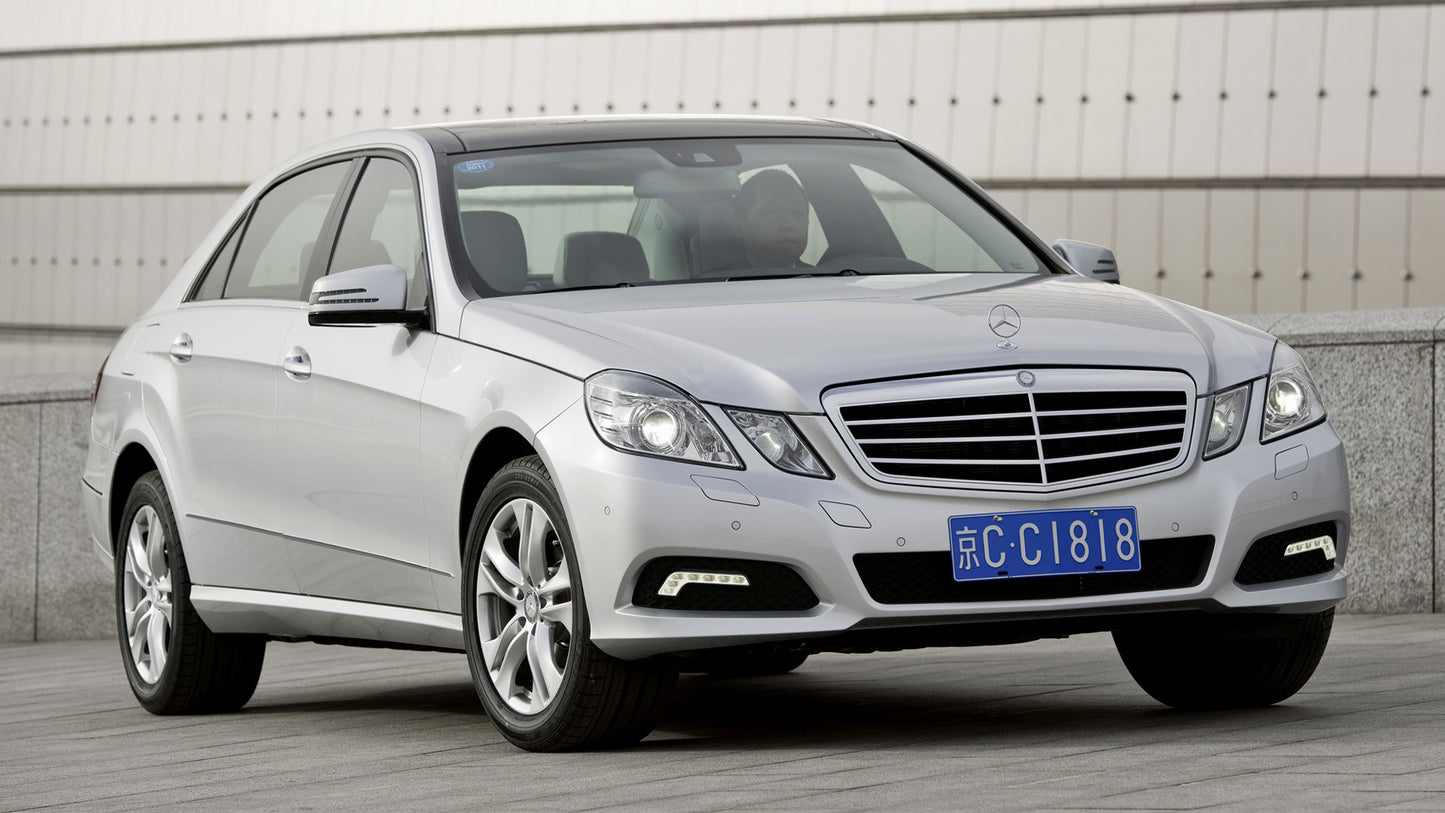 Mercedes Benz E Class Avantgarde Long Cn Hd Art Print Poster