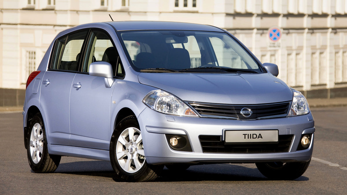 Nissan Tiida Hatchback Hd Art Magnet
