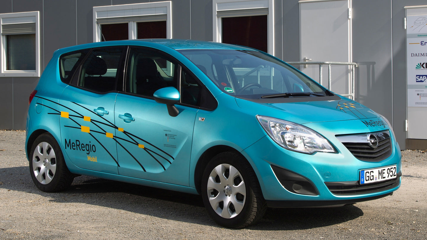 Opel Meriva Meregio Hd Art Keychain
