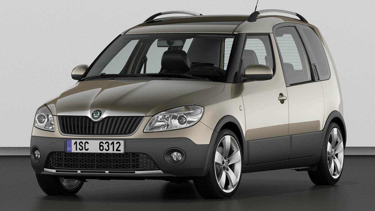 Skoda Roomster Scout Hd Art Keychain