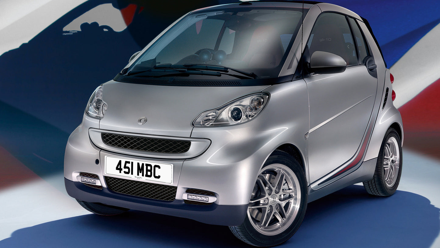 Smart Fortwo Cabrio Gb Uk Hd Art Keychain