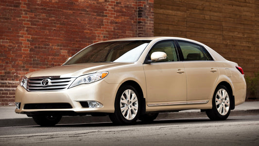 Toyota Avalon Hd Art Keychain