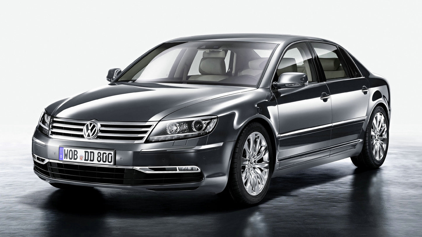 Volkswagen Phaeton Hd Art Keychain