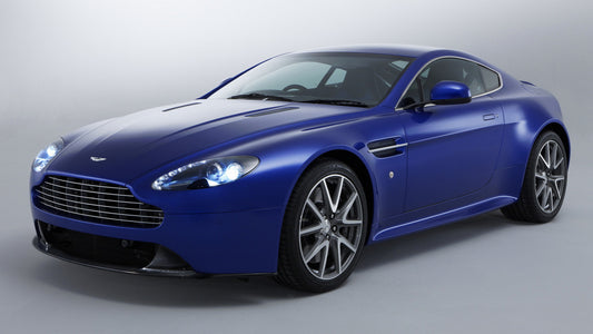 Aston Martin V8 Vantage S Uk Hd Art Keychain