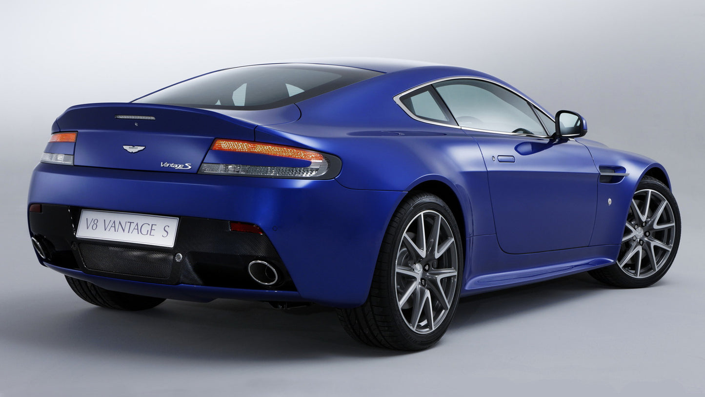 Aston Martin V8 Vantage S Uk Hd Art Keychain